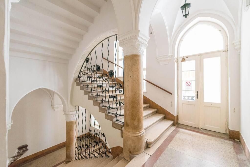 Venus Apartments - The Actor'S Den Budapest Esterno foto